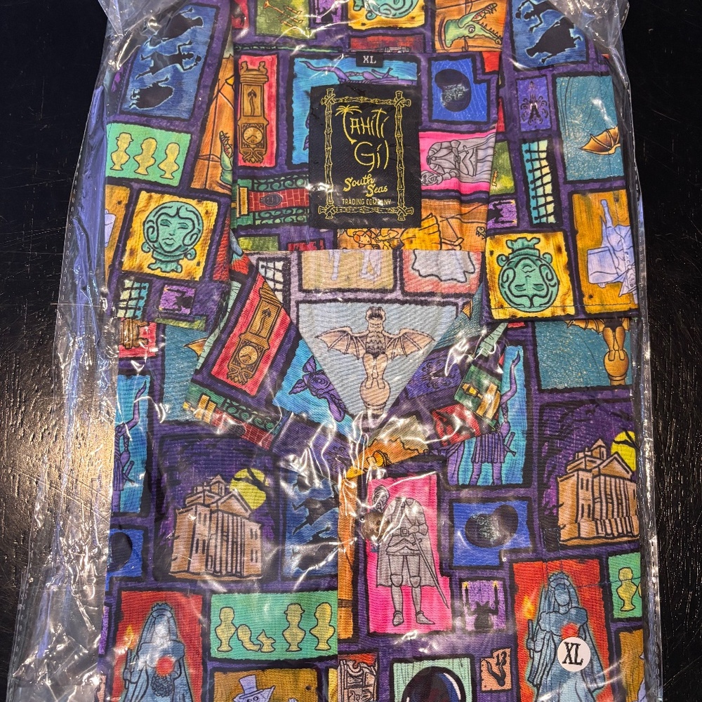 Disney Parks Haunted Mansion Inspired Tahiti Gil Adult Aloha Shirt Size XL